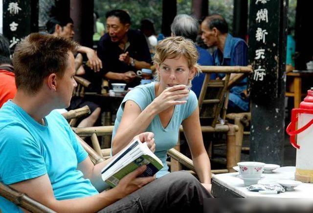 英邦ob体育旅客正在中邦买茶叶“遭拒”老板：没云云卖过(图4)